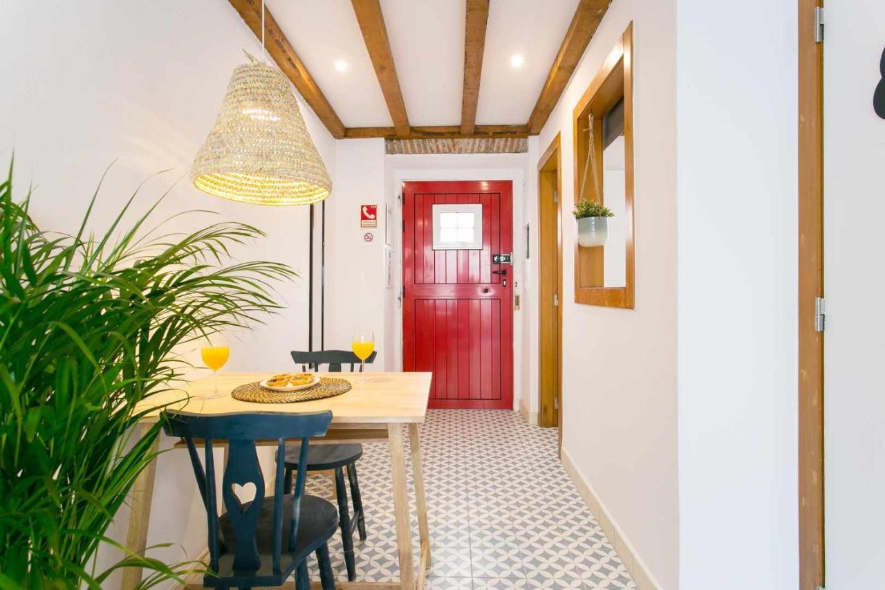Trendy Lisbon Home With Terrace Lx Factory Exterior foto